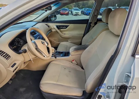 2015 Nissan Altima 2.5 z USA, uszkodzony, nr VIN 1N4AL3AP5FN362190